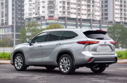 Toyota Highlander Limited Hybrid AWD 2020 - Cần bán Toyota Highlander Limited Hybrid AWD 2020, màu bạc, xe nhập Mỹ