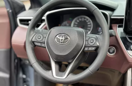 Toyota Corolla Cross 2021 - BÁN XE COROLLA CROSS 1.8V - 2021 - Giá 750 TRIỆU .