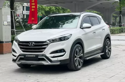 Hyundai Tucson 1.6 Turbo 2018 - Bán xe Hyundai Tucson 1.6 Turbo đời 2018, màu trắng, xe đẹp đi gia đình