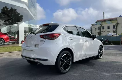 Mazda 2 Luxury 2024 - Bán Mazda 2 2024, xe nhập, 527 triệu