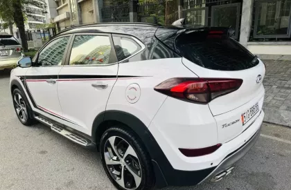 Hyundai Tucson 2018 - Chính chủ cần bán nhanh  Xe - Tucson sản xuất năm 2018 nội thất cn mới nguyên