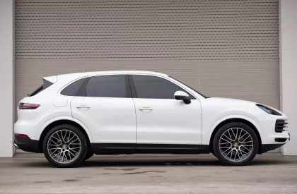 Porsche Cayenne 2020 - Cần bán lại xe Porsche Cayenne 2020, màu trắng, nhập khẩu nguyên chiếc