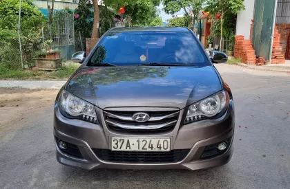 Hyundai Avante 2013 - Chính chủ bán xe Hyundai Avante sx 2013 at máy 1.6.số tự động.