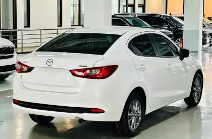 Mazda 2 Luxury 2024 - Bán Mazda 2 2024, nhập khẩu nguyên chiếc, 408tr