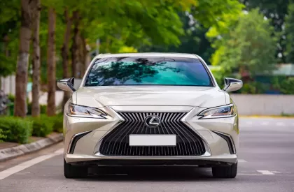 Lexus ES 250 2018 - Cần bán xe Lexus ES250 sản xuất 2018