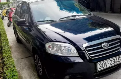 Daewoo Gentra 2009 - Chính chủ cần bán nhanh xe Gentra sản xuất 2009, đăng kí từ đầu 2010 