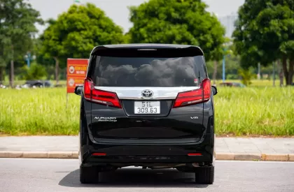 Toyota Alphard 2022 - Cần bán lại xe Toyota Alphard 2022, màu đen, nhập khẩu