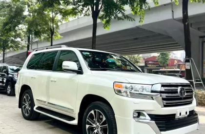 Toyota Land Cruiser 5.7 nhập Mỹ  2016 - Toyota Land Cruiser 5.7 nhập Mỹ, sản xuất 2016, xe cực mới.