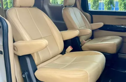 Kia Sedona Platinum 2019 - KIA SEDONA Platinum Dầu 2019 chính chủ đi ít bảo dưỡng hãng.