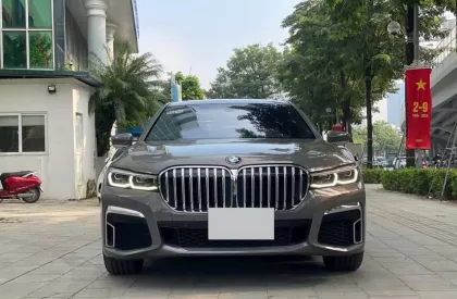 BMW 730Li 2021 - Bán BMW 730LI model 2021, lăn bánh cưc ít,1 chủ, biển Hà Nội.