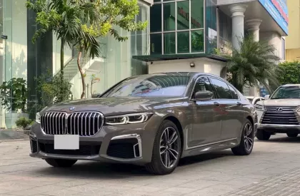 BMW 730Li 2021 - Bán BMW 730LI model 2021, lăn bánh cưc ít,1 chủ, biển Hà Nội.