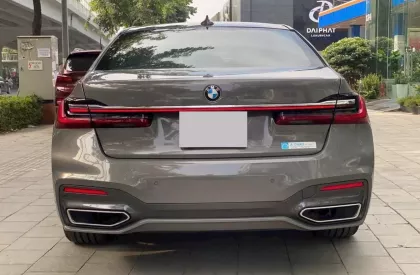 BMW 730Li 2021 - Bán BMW 730LI model 2021, lăn bánh cưc ít,1 chủ, biển Hà Nội.