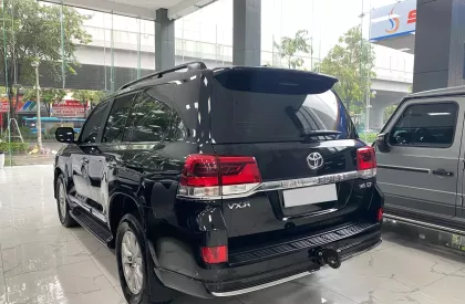 Toyota Land Cruiser 4.6 V8 2019 - Bán Toyota Land Cruiser 4.6 V8, sản xuất 2019, lăn bánh hơn 6 vạn Km.