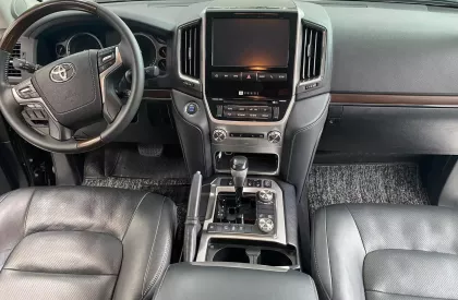 Toyota Land Cruiser 4.6 V8 2019 - Bán Toyota Land Cruiser 4.6 V8, sản xuất 2019, lăn bánh hơn 6 vạn Km.