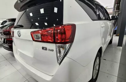 Toyota Innova 2.0E 2020 - TOYOTA INNOVA 2.0E 2020 gia đình sử dụng kỹ bảo dưỡng hãng.