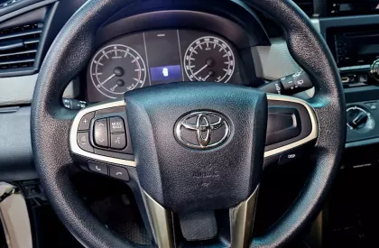 Toyota Innova 2.0E 2020 - TOYOTA INNOVA 2.0E 2020 gia đình sử dụng kỹ bảo dưỡng hãng.