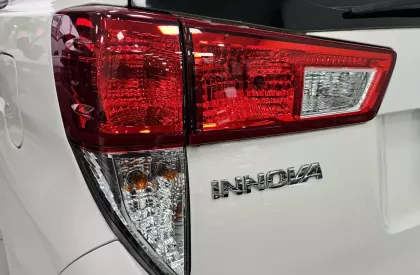 Toyota Innova 2.0E 2020 - TOYOTA INNOVA 2.0E 2020 gia đình sử dụng kỹ bảo dưỡng hãng.