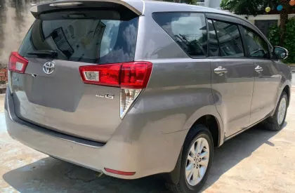 Toyota Innova 2.0E 2020 - TOYOTA INNOVA 2.0E 2020 gia đình sử dụng kỹ bảo dưỡng hãng.