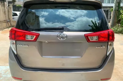 Toyota Innova 2.0E 2020 - TOYOTA INNOVA 2.0E 2020 gia đình sử dụng kỹ bảo dưỡng hãng.