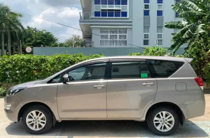 Toyota Innova 2.0E 2020 - TOYOTA INNOVA 2.0E 2020 gia đình sử dụng kỹ bảo dưỡng hãng.