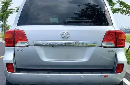 Toyota Land Cruiser 2015 - Toyota Land Cruiser VX 4.6 V8 2015 chính chủ đi ít