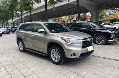 Toyota Highlander 2.7 LE 2015 - Bán Toyota Highlander LE 2.7 nhập Mỹ, sản xuất 2015, xe cực mới.