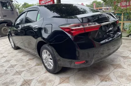 Toyota Corolla altis 2018 - Bán Altis 1.8E sx 2018 xe cực đẹp một chủ từ đầu