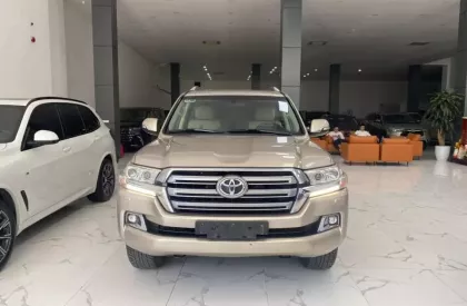 Toyota Land Cruiser 4.6 V8 2016 - Land Cruiser 4.6V8 2016, đăng ký tên tư nhân, xe 1 chủ, xe cực đẹp.