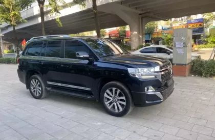 Toyota Land Cruiser 4.6 V8 2020 - Bán Land Cruiser 4.6 V8, sản xuất 2020, xe chạy hơn 4 vạn Km, cực mới.