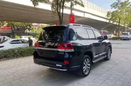 Toyota Land Cruiser 4.6 V8 2020 - Bán Land Cruiser 4.6 V8, sản xuất 2020, xe chạy hơn 4 vạn Km, cực mới.