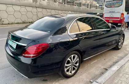 Mercedes-Benz C200 2018 - Chính chủ cần bán xe Mercedes C200 bản đặc biệt