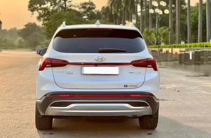 Hyundai Santa Fe 2.2 máy dầu cao cấp  2024 - Hàng Hót. Hyundai Santàe 2.2 dầu cao câp 2024, mới 99,99%.