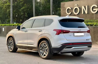 Hyundai Santa Fe 2.2 máy dầu cao cấp  2024 - Hàng Hót. Hyundai Santàe 2.2 dầu cao câp 2024, mới 99,99%.