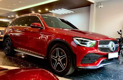 Mercedes-Benz GLC 300 2021 -  Siêu phẩm Mercedes GLC 300 đỏ/ đen sản suất 2021