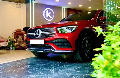 Mercedes-Benz GLC 300 2021 -  Siêu phẩm Mercedes GLC 300 đỏ/ đen sản suất 2021