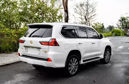 Lexus LX 570 2015 - Lexus Lx 570 sản xuất 2015 phom model 2016 bản nhập mỹ full option