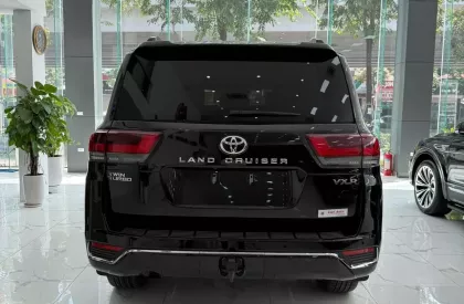 Toyota Land Cruiser LC300 2024 - Bán Toyota Landcruiser LC300 sản xuất 2024 siêu lướt, tên công ty.