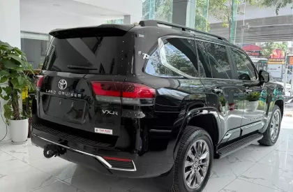 Toyota Land Cruiser LC300 2024 - Bán Toyota Landcruiser LC300 sản xuất 2024 siêu lướt, tên công ty.