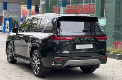 Lexus LX 600 Urban 2023 - Bán Lexus LX600 Urban Màu Đen xe sản xuất năm 2023 siêu mới, xe lăn bánh có hơn 8 nghìn km