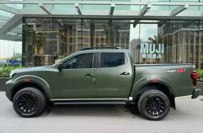 Nissan Navara 2022 - Cần Bán Xe Nissan Navara Pro4X 2 cầu bản full.