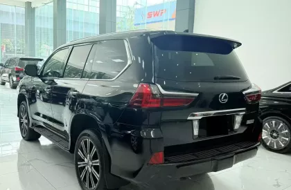 Lexus LX 570 Nhập Mỹ 2016 - Bán Lexus LX570 nhập Mỹ 2016, xe nguyên bản cực mới.