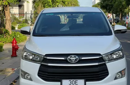 Toyota Innova 2018 - Innova 2018E MT, xe đẹp xuất sắc cho các bác về khởi nghiệp. 