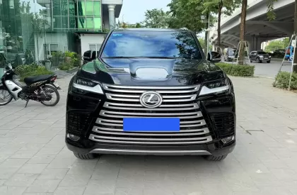 Lexus LX 600 Urban 7 chỗ  2024 - Bán Lexus LX600 Urban 7 chỗ,sản xuất 2023, lăn bánh 8000 Km xe như mới