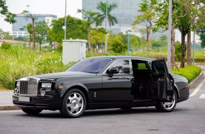 Rolls-Royce Phantom 2009 - Bán xe Rolls-Royce Phantom 2009, màu đen, nhập khẩu nguyên chiếc, giá tốt