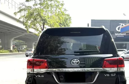 Toyota Land Cruiser VXS 5.7 Trung Đông 2020 - Bán Toyota Land Cruiser 5.7 VXS Trung Đông, sản xuất 2020, 1 chủ.