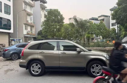 Honda CR V 2010 - Chính chủ bán xe CR V 2010 2.4 AT đk tháng 12- 2010 