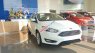 Ford Focus 1.5L Ecoboost Titanium 2016 - Bán Ford Focus 1.5L Ecoboost 4D đời 2017, màu trắng, hỗ trợ hơn 100 triệu tiền mặt, bảo hiểm thân vỏ