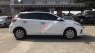 Toyota Yaris E 2014 - Cần bán Toyota Yaris E đời 2014, màu trắng