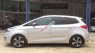 Kia Rondo DAT 2014 - Bán xe Kia Rondo 1.7AT CRDi đời 2014, màu bạc như mới
