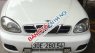 Daewoo Lanos MT 2002 - Cần bán xe Daewoo Lanos MT đời 2002, màu trắng